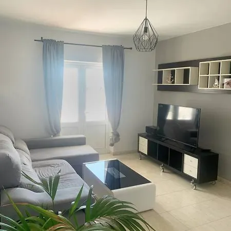 A Cozy Staying In The Heart Of Lanzarote. 펜션